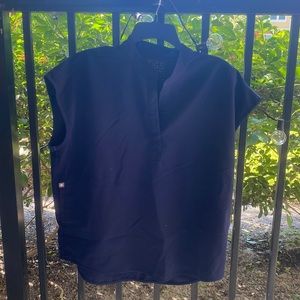 Figs Rafaela Scrub Top in Navy